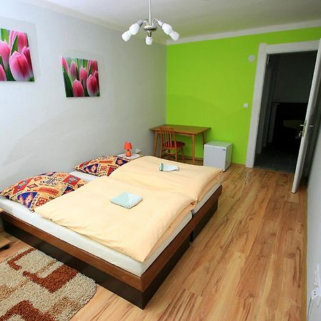 Privat Kohut Villa สตราบา ภายนอก รูปภาพ